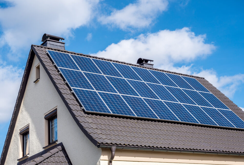Zonnepanelen installeren: hoeveel kan ik besparen?